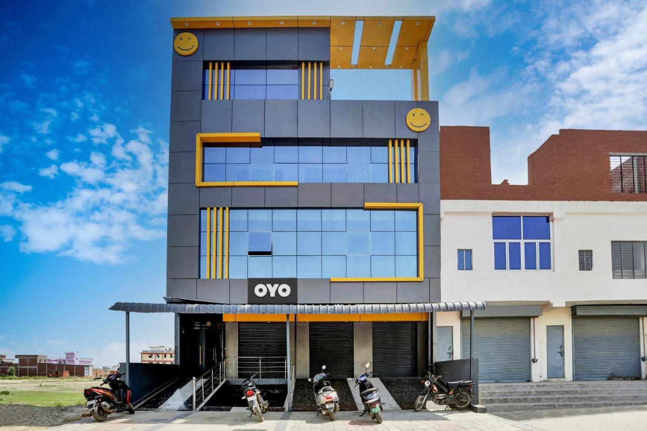 Hotel O Amantran Kanpur Exterior photo