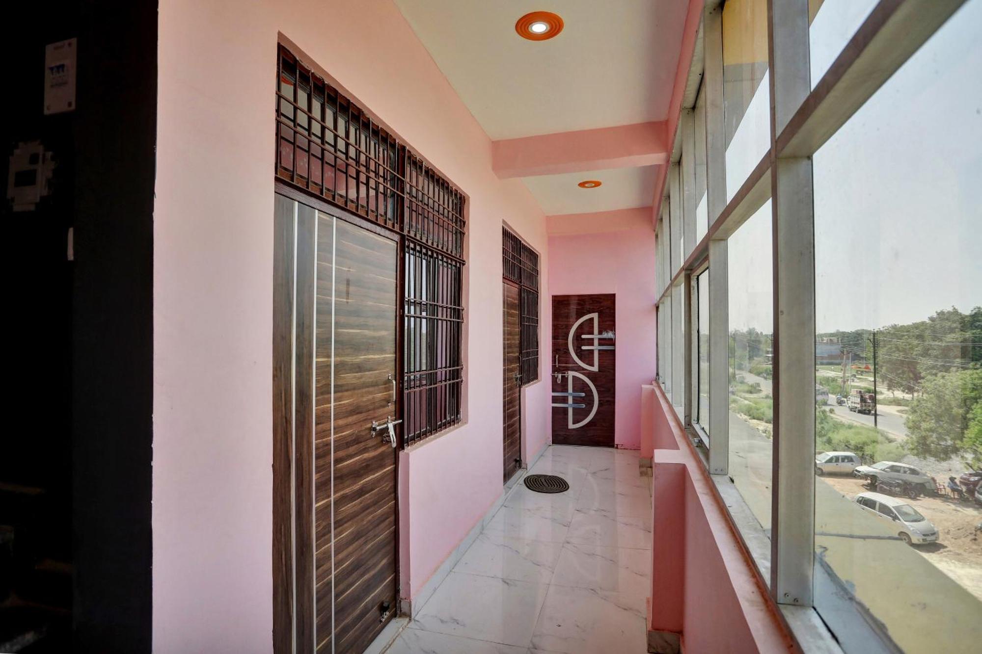 Hotel O Amantran Kanpur Exterior photo